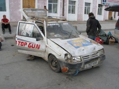 И их машинки..